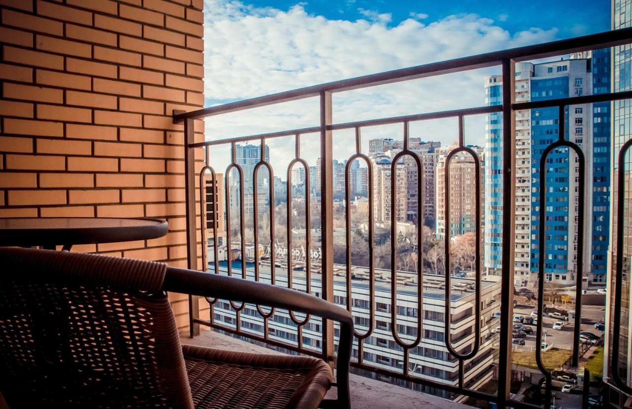 Apartment In Arсadia 2 Bedrooms Odessa Dış mekan fotoğraf