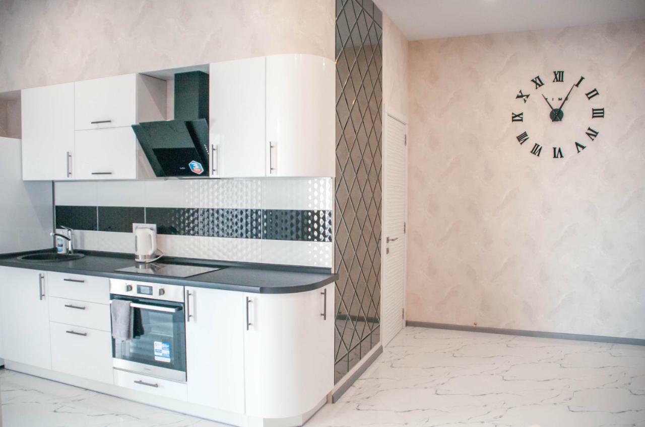 Apartment In Arсadia 2 Bedrooms Odessa Dış mekan fotoğraf